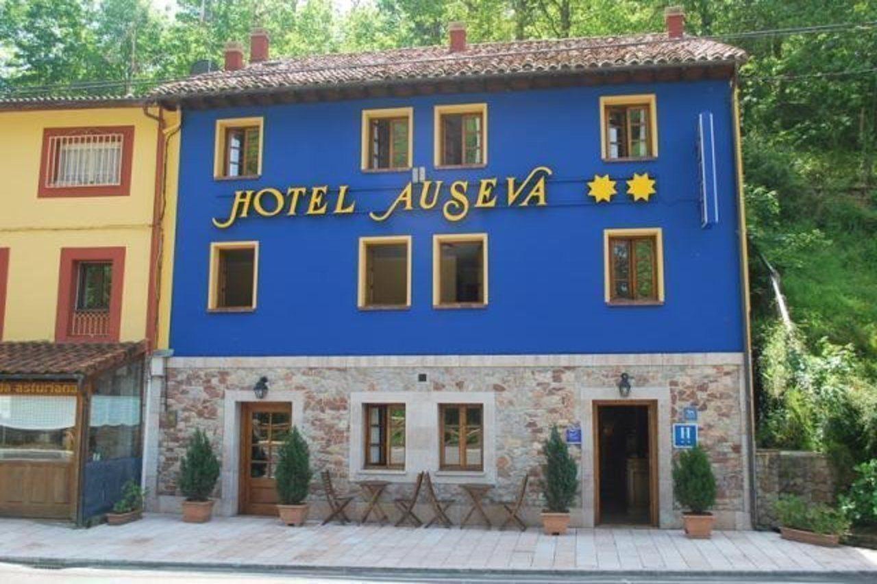 科瓦东加 Auseva酒店 外观 照片